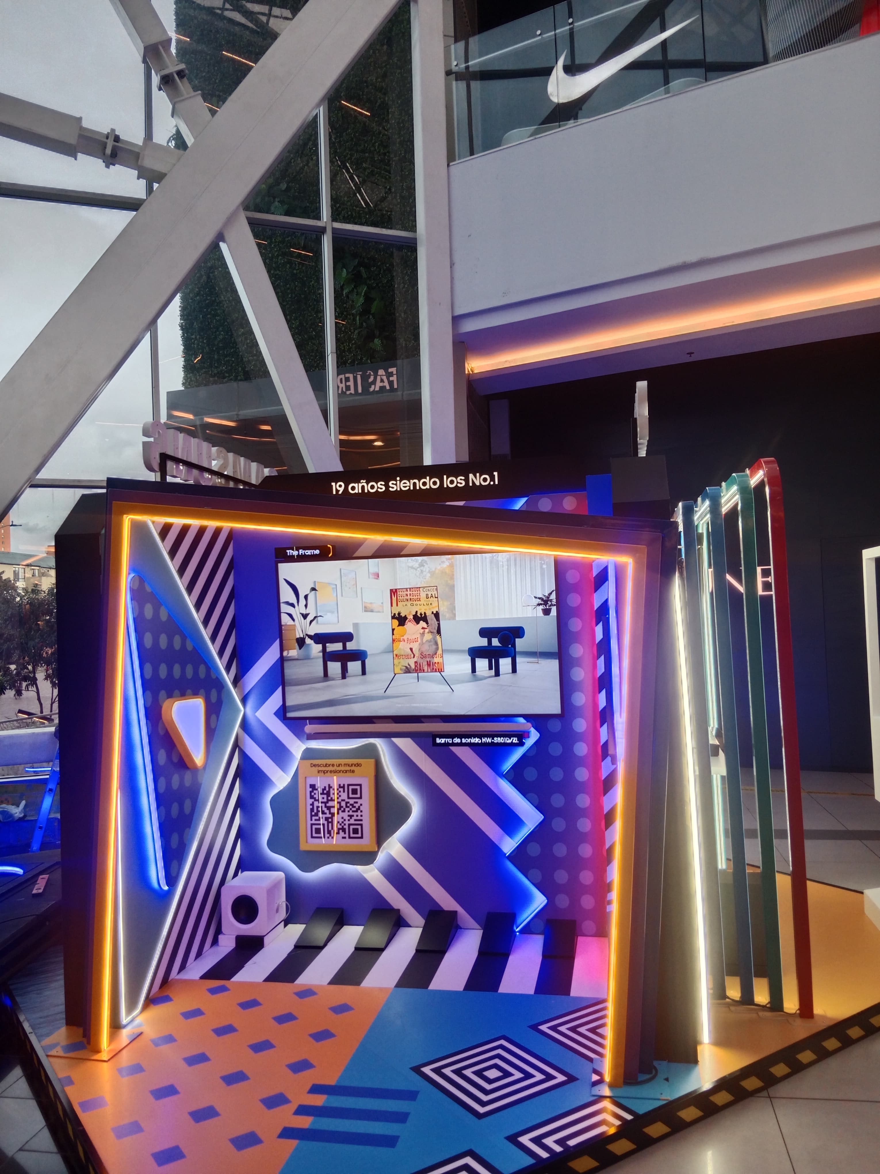 Mueble de Activación Samsung en Viva Claro